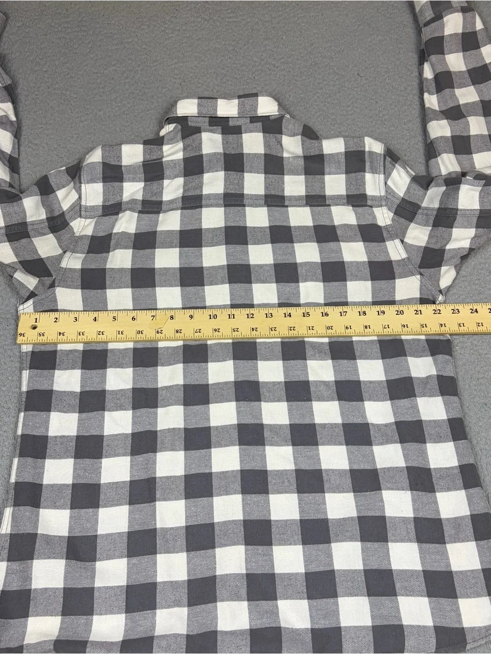 True Religion Shirt Men's Gray and White Check Button Up Flap Pockets Logo